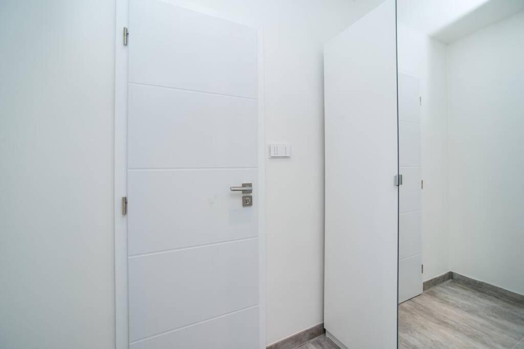 Old Town 1 Bedroom Oasis With Ac And Double Shower 公寓